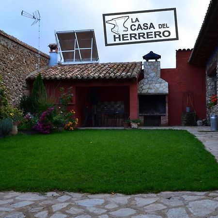 La Casa Del Herrero El Poyo Exteriör bild