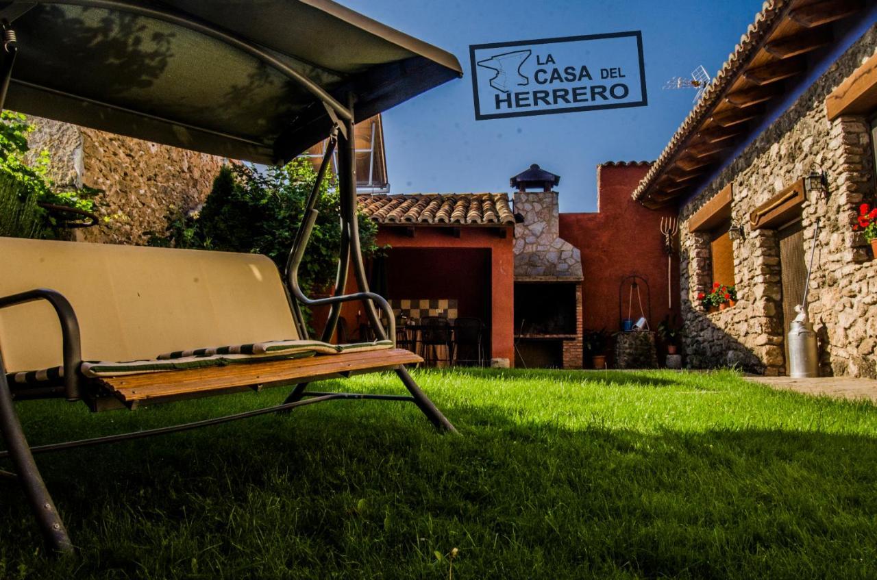La Casa Del Herrero El Poyo Exteriör bild
