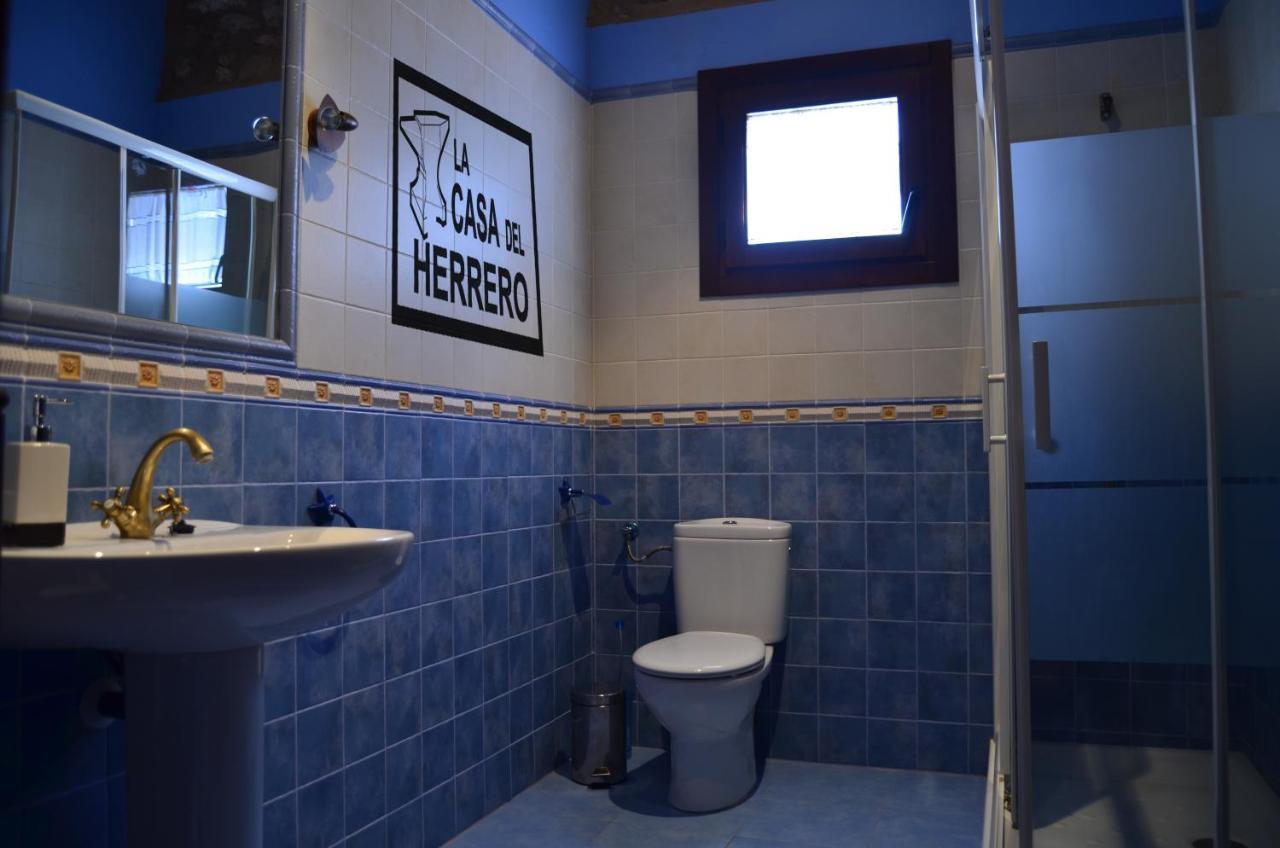 La Casa Del Herrero El Poyo Exteriör bild